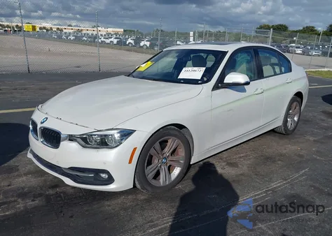 2016 BMW 328I xDrive z USA, uszkodzony, nr VIN WBA8E3G56GNT79636